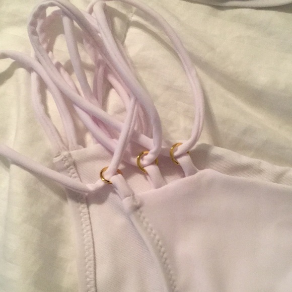 White Bikini - Picture 3 of 4
